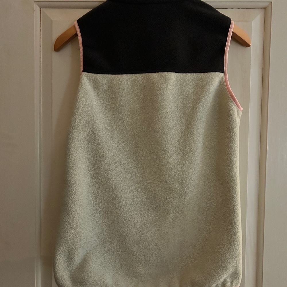 Women's Patagonia Synchilla Vest - Picture 2 of 7